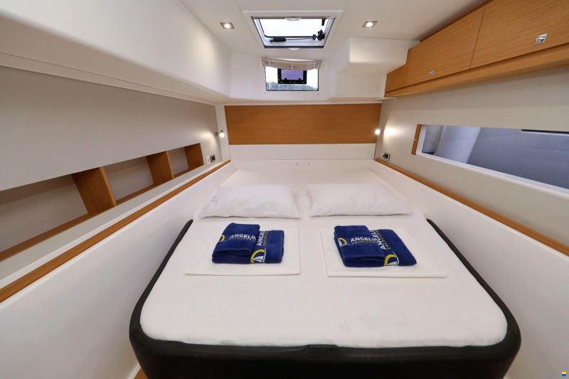 Dufour Catamarans 48