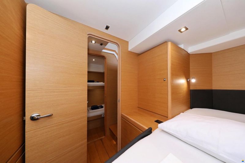 Dufour Catamarans 48