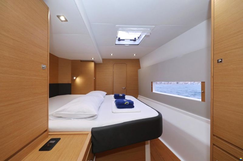 Dufour Catamarans 48