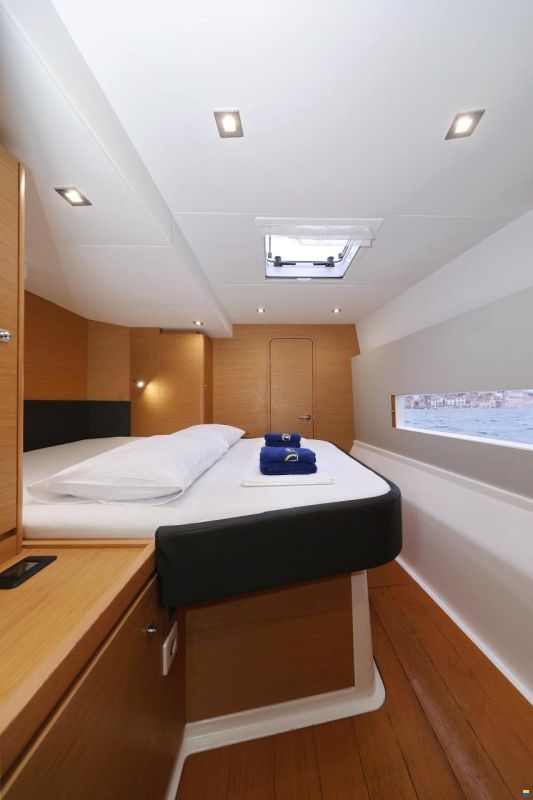 Dufour Catamarans 48