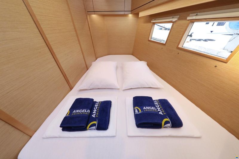 Hanse 548