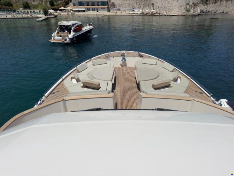 Monte Carlo Yachts MCY76