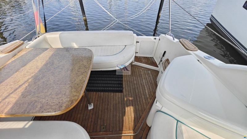 Sealine S 28