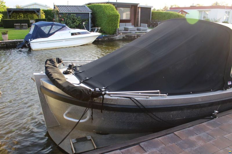Black Fish Cabin 850 XL