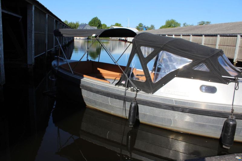 Black Fish Cabin 850 XL