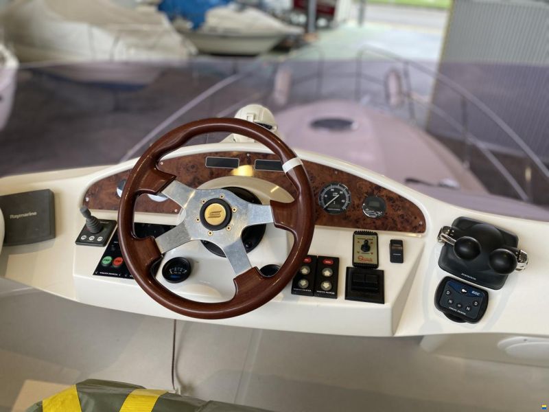 Galeon 330 Flybridge