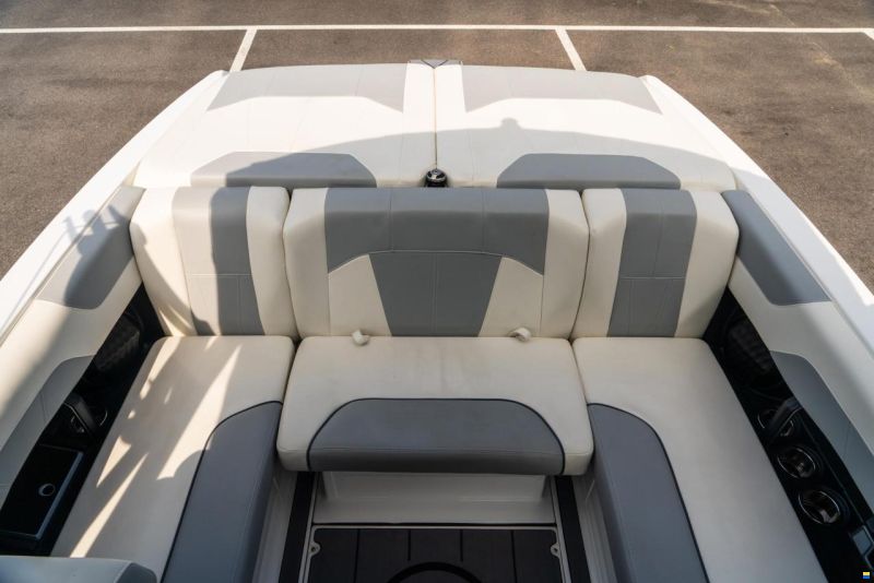 Malibu Wakesetter 20VTX