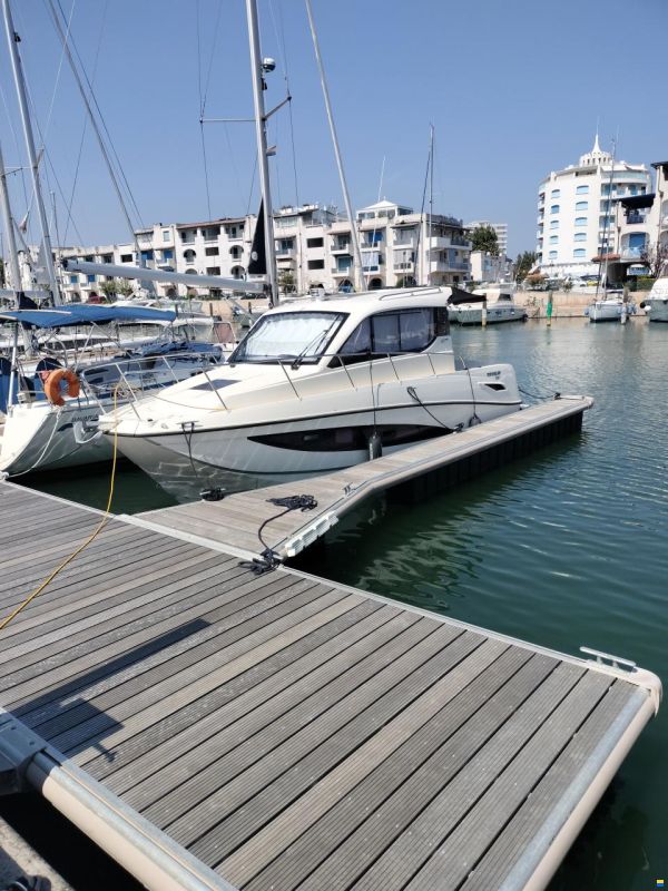 Quicksilver 905 Weekend - Barca cabinata