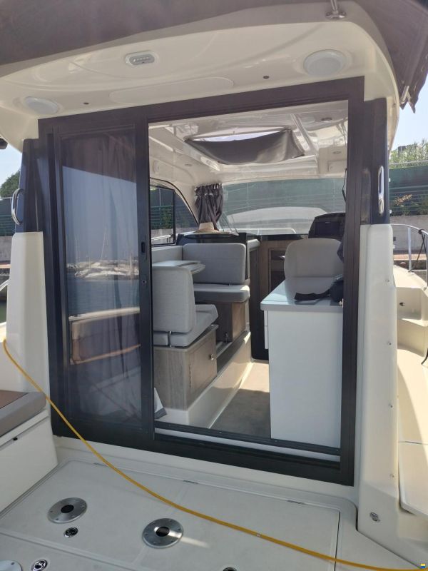 Quicksilver 905 Weekend - Barca cabinata