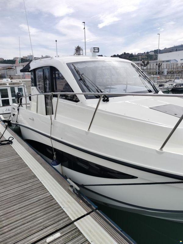 Quicksilver 905 Weekend - Barca cabinata