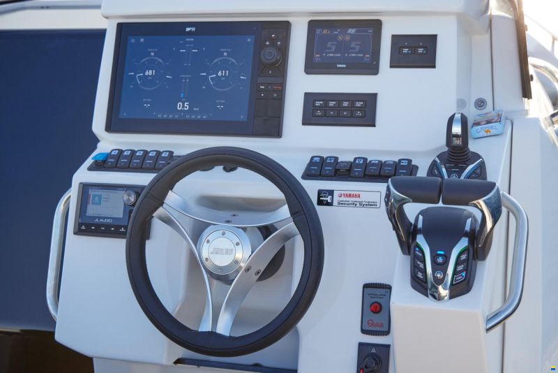 Joker Boat CLUBMAN 32