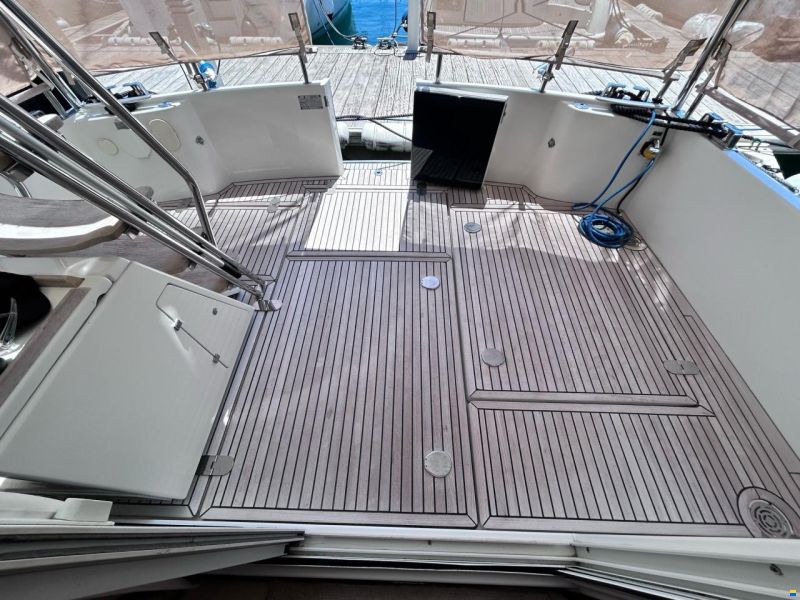 Beneteau Swift Trawler 42