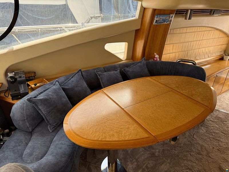 Azimut 55