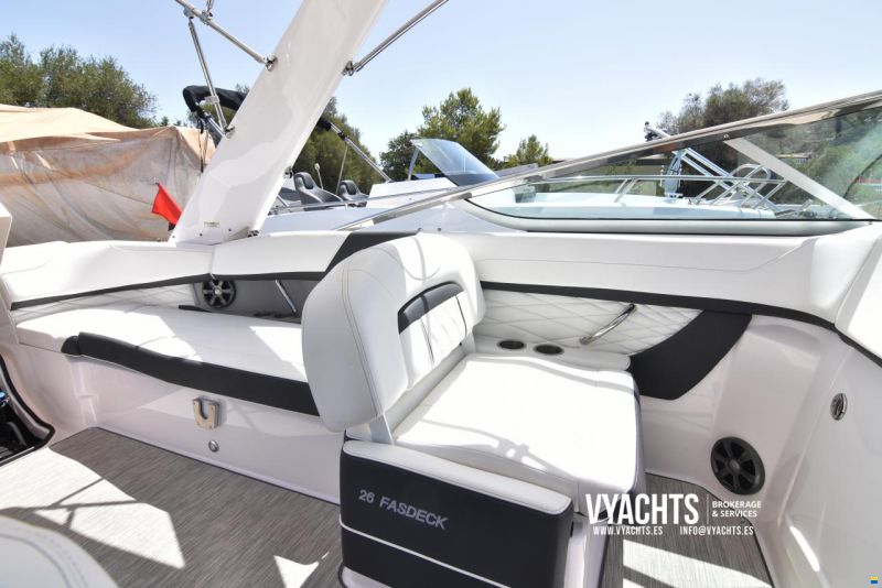 Regal 26 Fasdeck