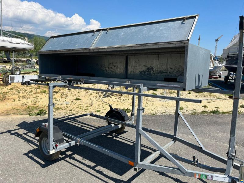 49er Trailer
