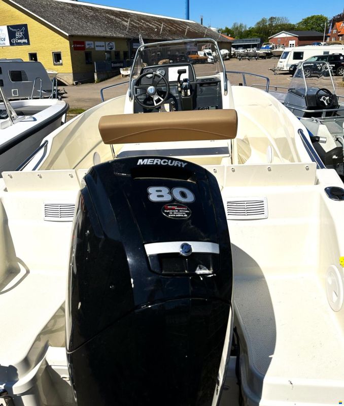 Quicksilver 505 Open – Næsten ny, kun 32,6 timer på
