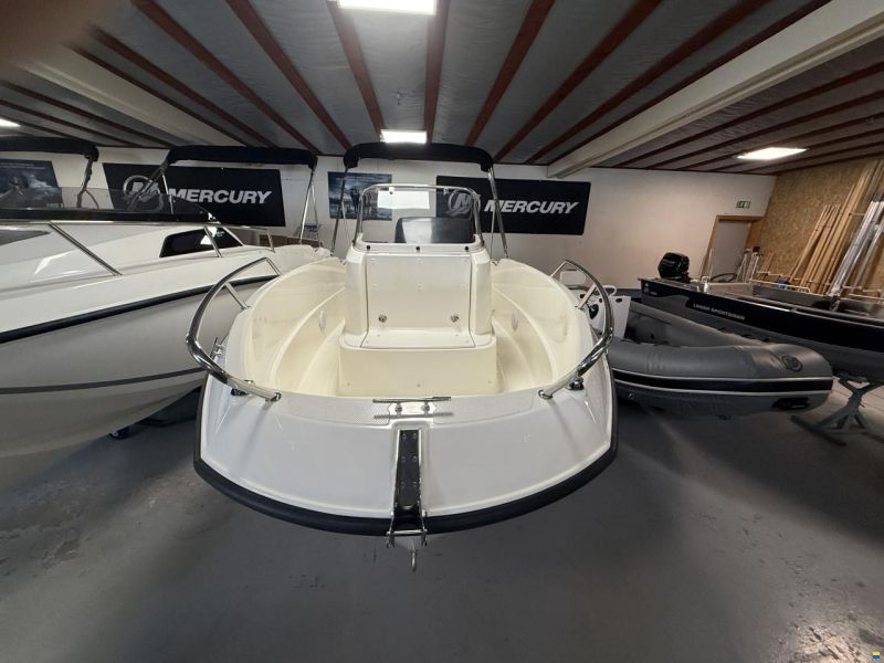 Quicksilver 505 Open – Næsten ny, kun 32,6 timer på
