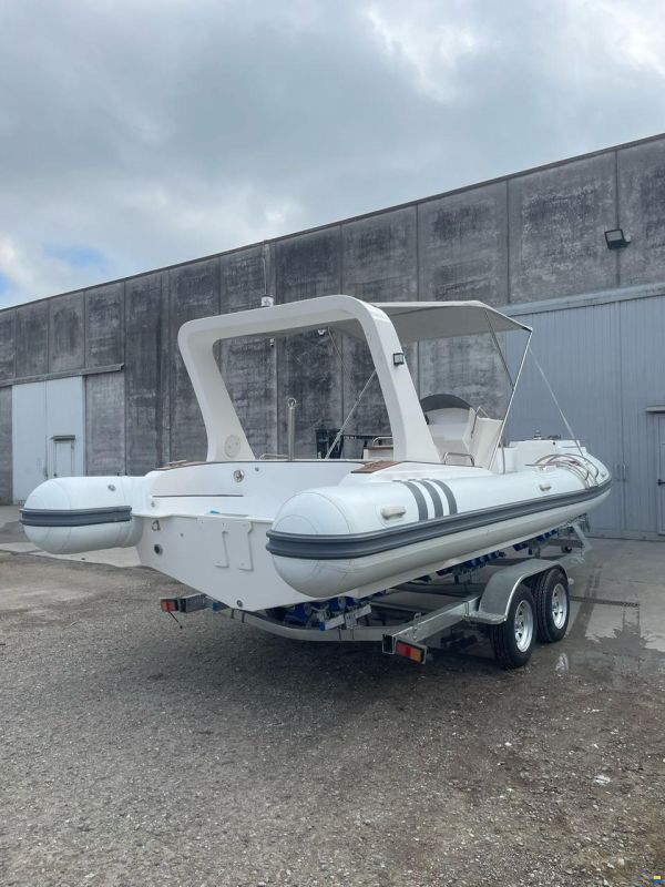 Gommone RIB 760 NUOVO