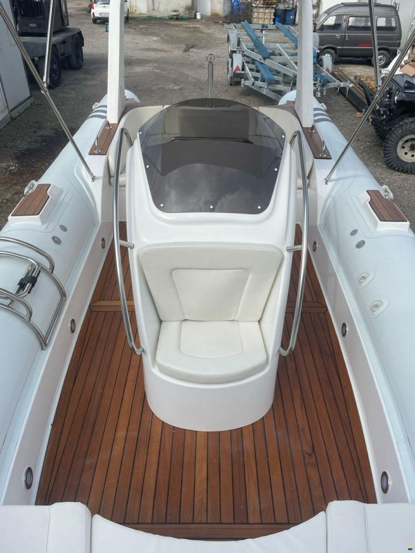 Gommone RIB 760 NUOVO