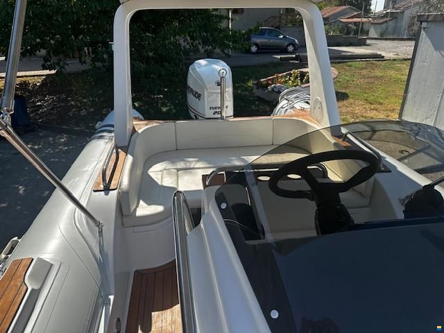 Gommone RIB 760 NUOVO