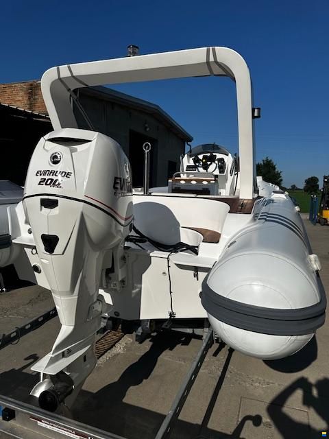 Gommone RIB 760 NUOVO