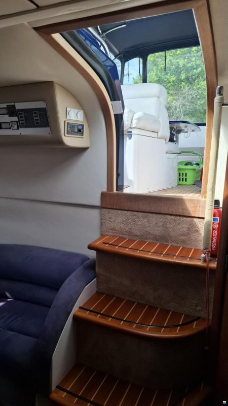 Sealine S38 Sports open