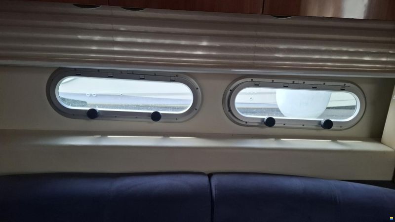 Sealine S38 Sports open