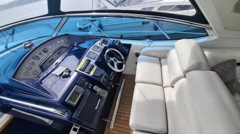 Sealine S38 Sports open