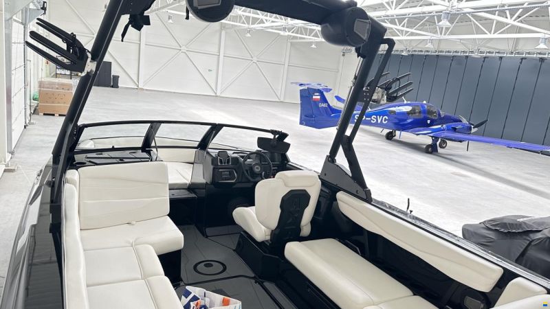 Malibu AXIS A225