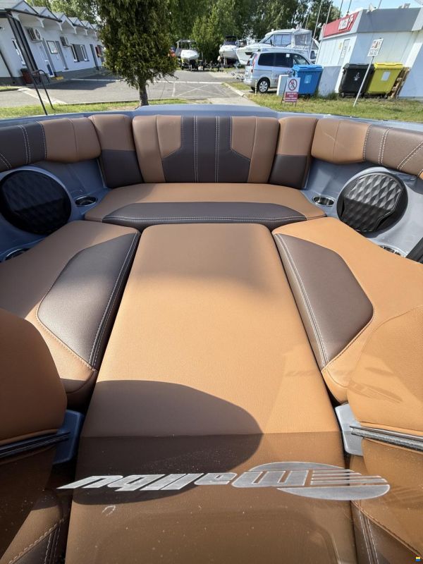 Malibu 21 LX Wakesetter