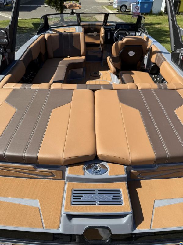 Malibu 21 LX Wakesetter