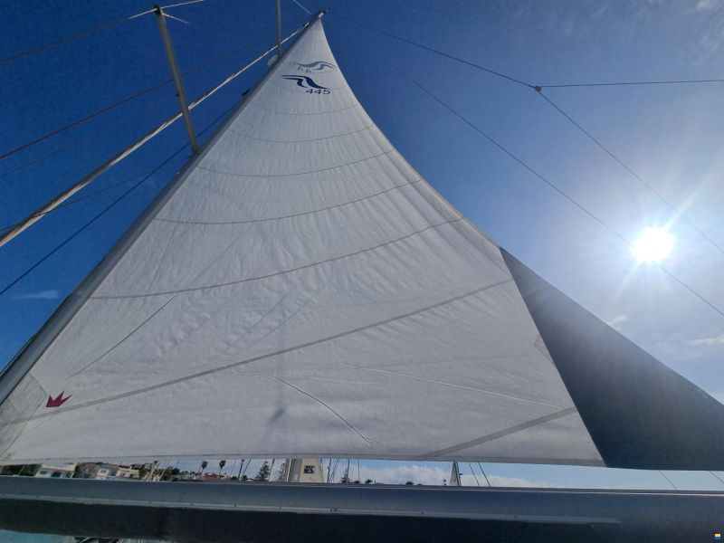 Hanse 445
