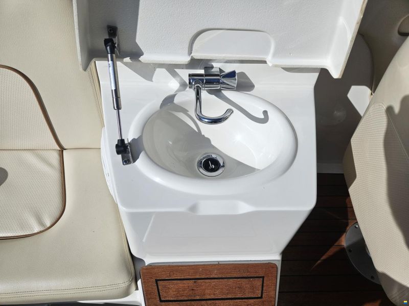 Chris Craft Corsair 25