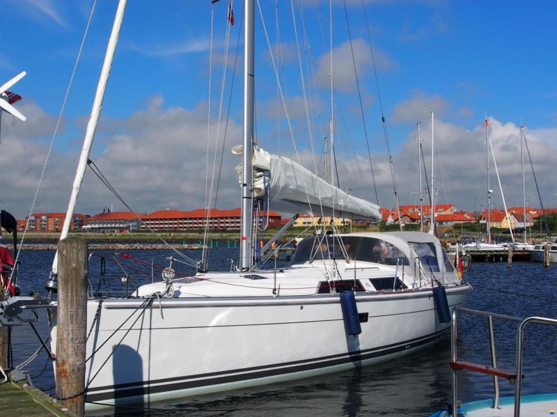 Hanse 375
