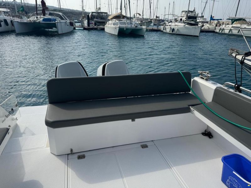 motorboat 31 feet