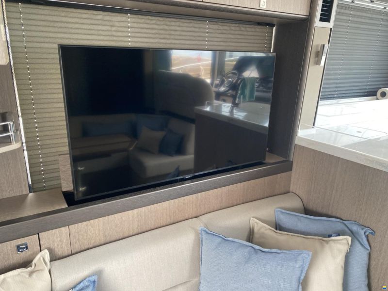Galeon 440 Fly