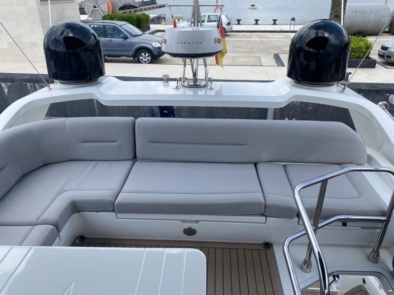 Galeon 440 Fly