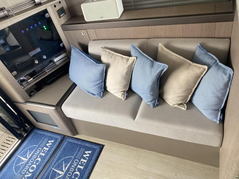 Galeon 440 Fly
