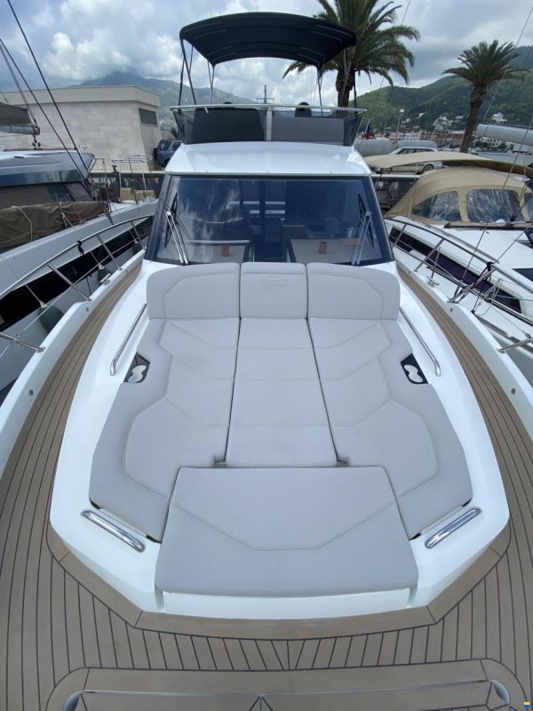 Galeon 440 Fly