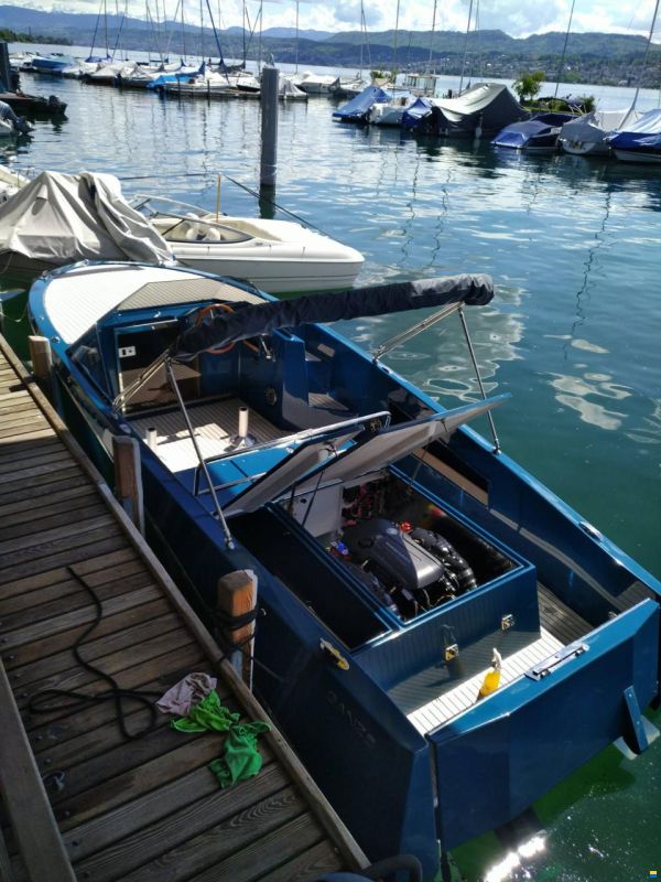 Ganz Boats Ovation 6.8