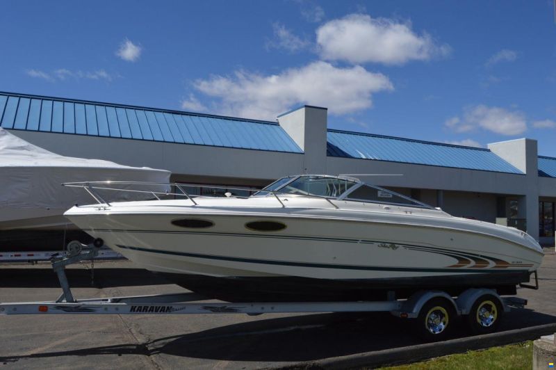 Sea Ray 230 OSE