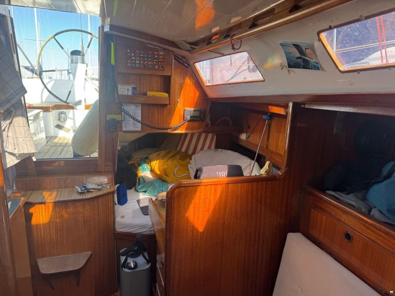Helmsmann 35
