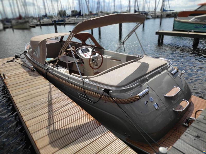 Primeur 715 tender