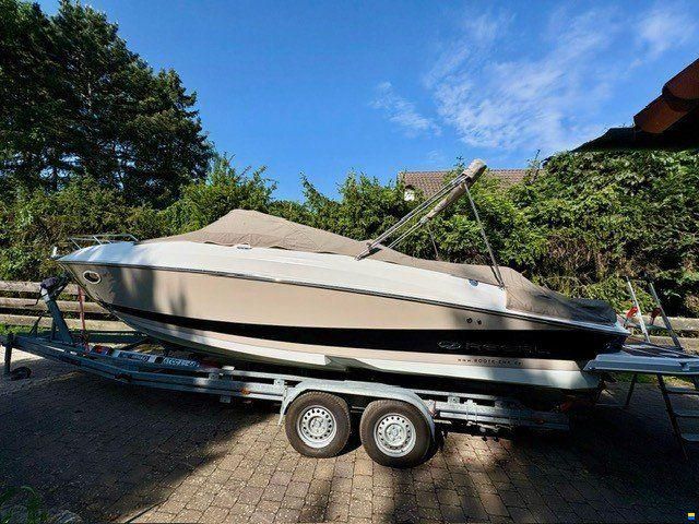 Regal 2550 CUDDY