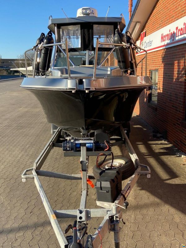 Profisher Cutter 223 WA m/2 stk. Suzuki DF200 hk o