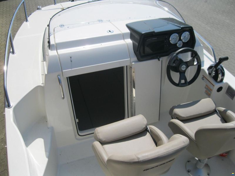 Quicksilver Activ 455 Cabin m/Mercury F50 hk EFI 4-t