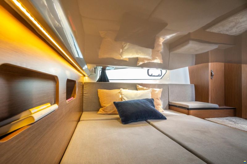 Beneteau Antares 11 Fly TOP Ausstattung !!!
