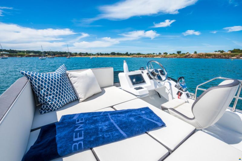 Beneteau Antares 11 Fly TOP Ausstattung !!!