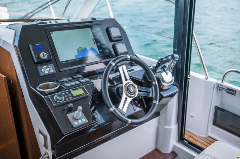 Beneteau Antares 11 Coupe TOP Ausstattung !!!