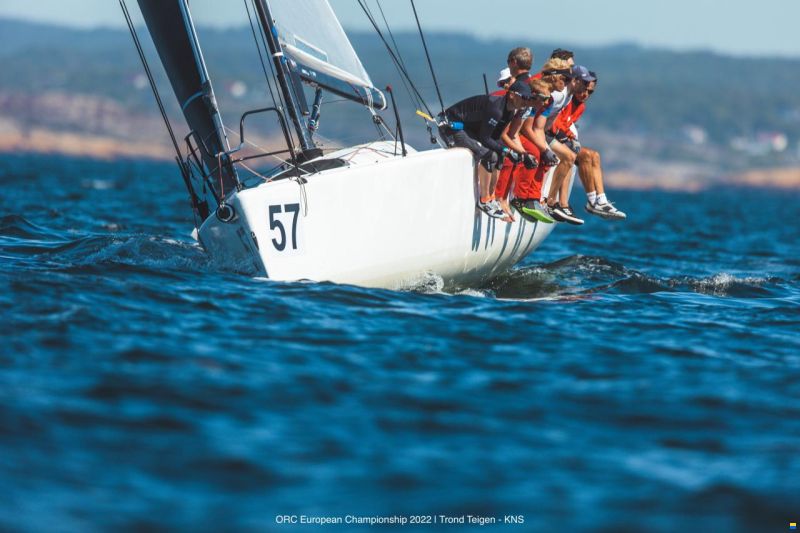 Melges 32
